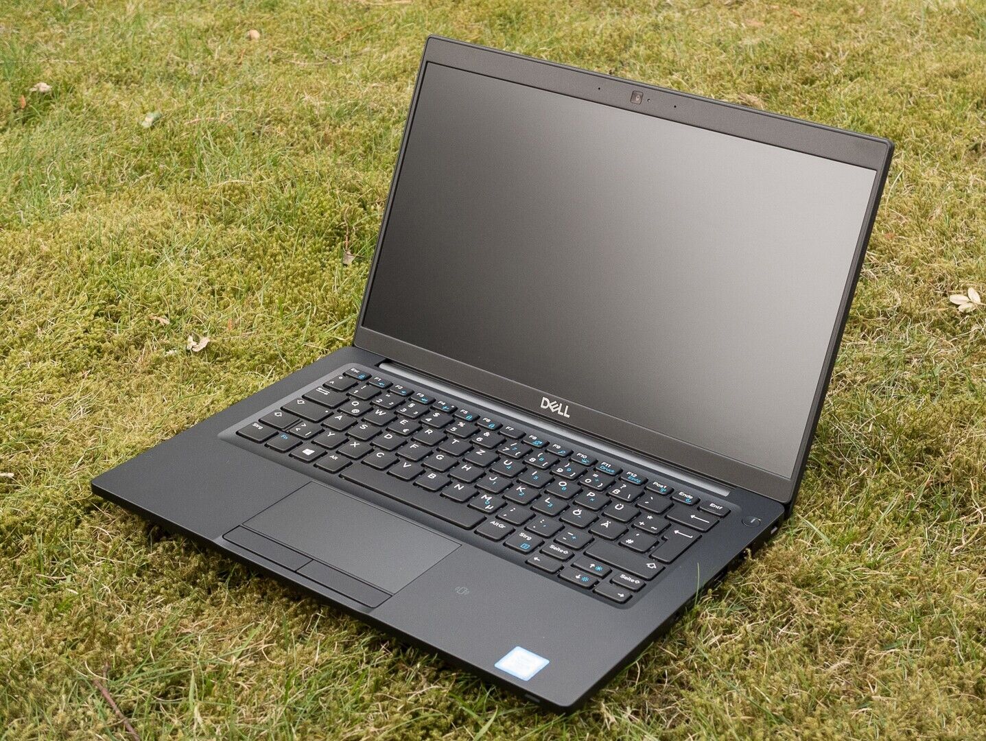 *ULTRASLIM*DELL Intel i5 8th Gen 16GB RAM 256GB SSD WEBCAM 13.3" FHD TOUCHSCREEN