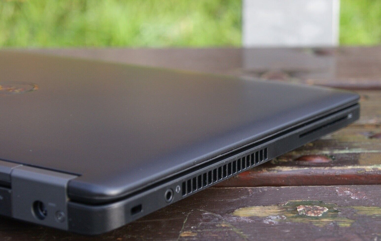 Dell 14" Laptop Intel Core i5 2.3GHz 16GB ram 256GB SSD Bluetooth Webcam Win10Pr