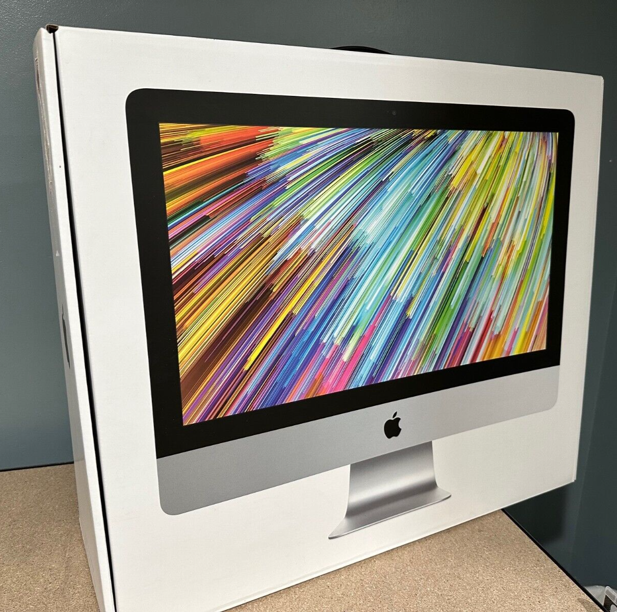 2019 Apple iMac 21.5" Retina 4K display I5-8500 8 GB 1TB SSD MRT42LL/A SONOMA