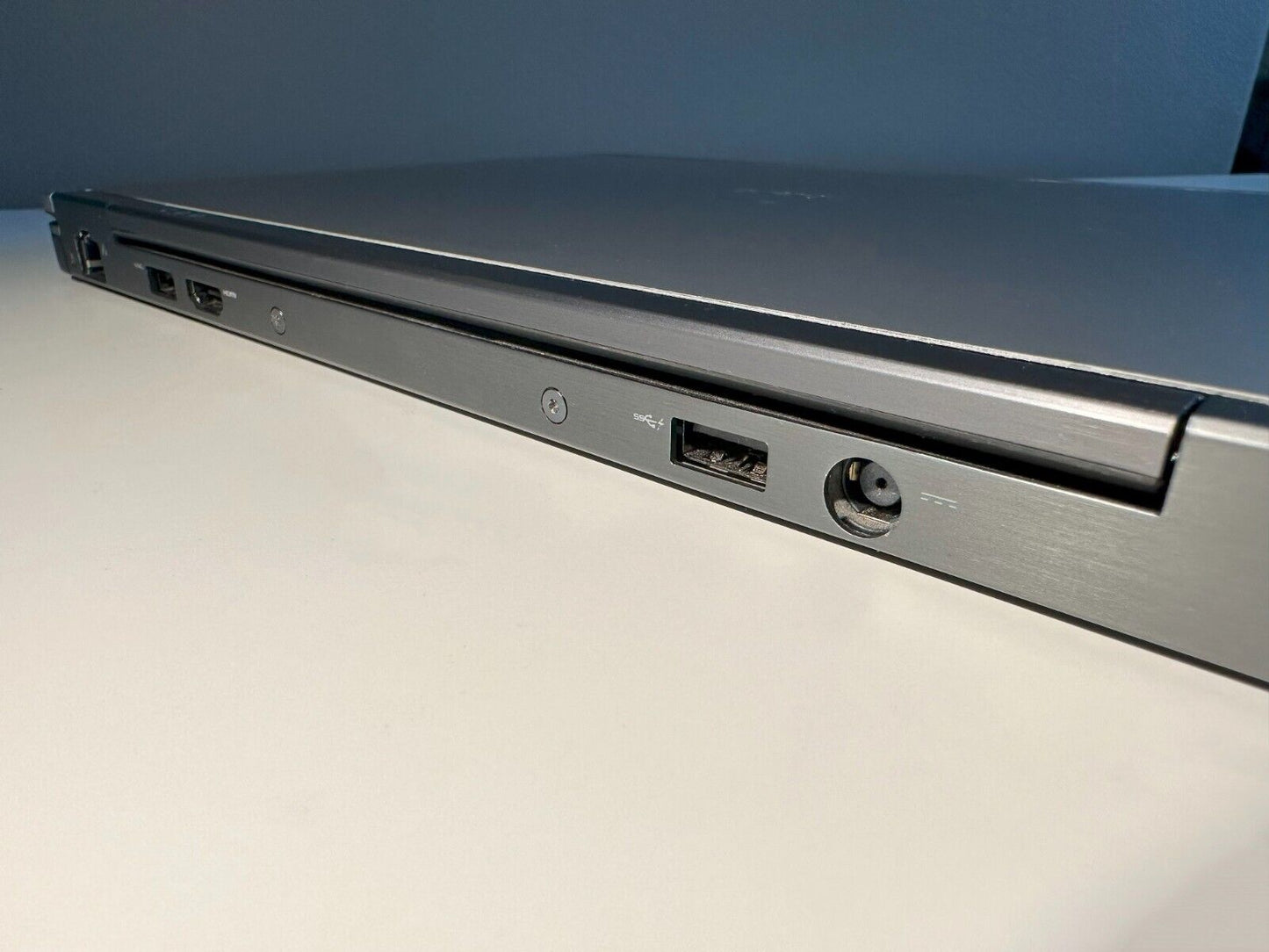 Dell UltraSlim Laptop 12" Computer Core i5 1.9GHz 16GB 256GB SSD Wi-Fi Win10 Pro